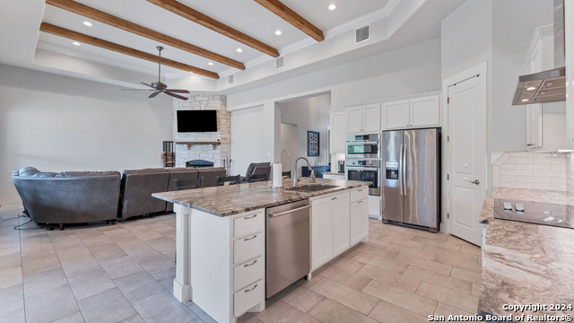 230 Sabella Property Photo 4