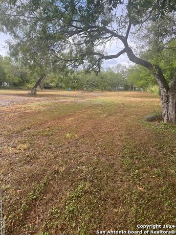 831 W Villaret Blvd. Property Photo 4