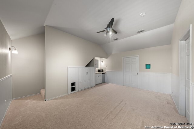 2122 West Bluff Dr Property Photo 23