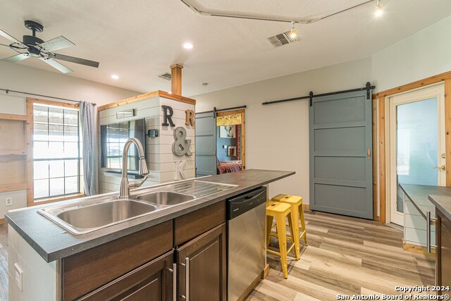 316 Castin Ln Property Photo 12