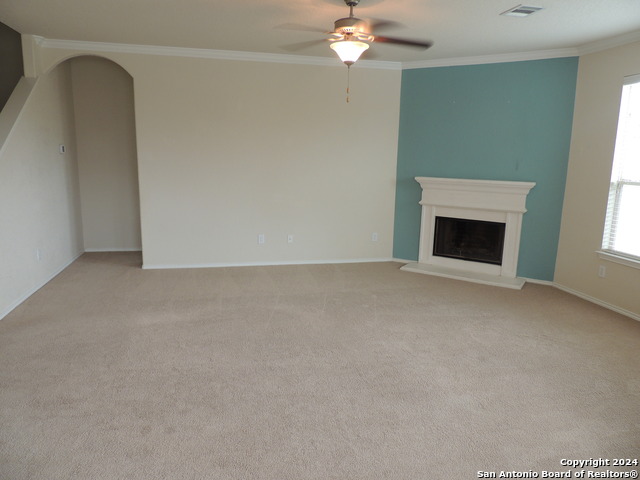 345 Maple Way Property Photo 6