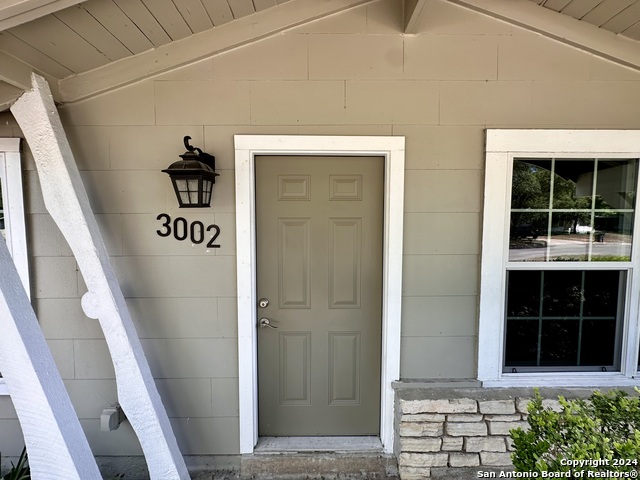 3002 Shady Springs Dr Property Photo 4