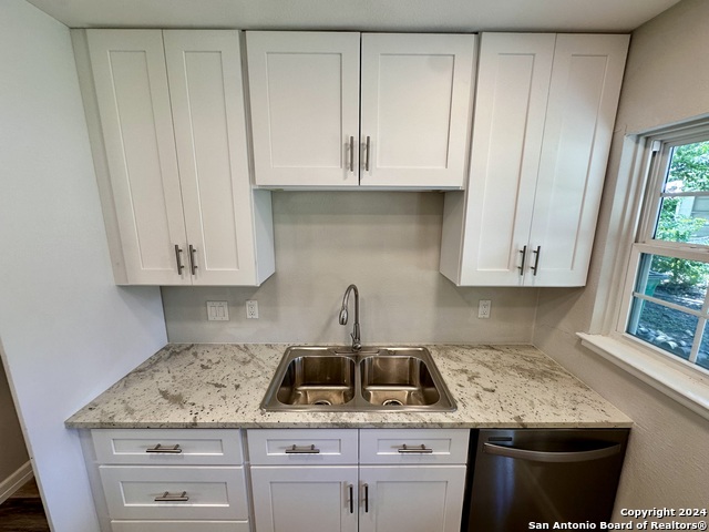 3002 Shady Springs Dr Property Photo 11
