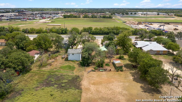 3435 S Ww White Rd Property Photo 9