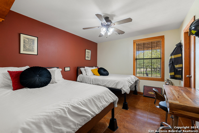 2631 Us Highway 281 Property Photo 21