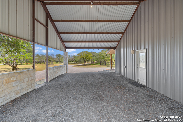 2631 Us Highway 281 Property Photo 22