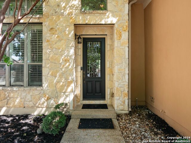 7207 Hovingham Property Photo 6