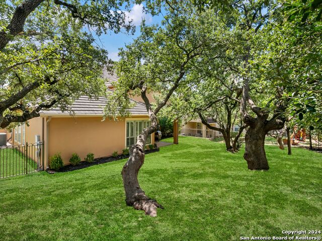7207 Hovingham Property Photo 43