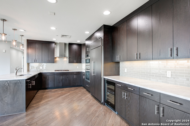 4242 Broadway St. Property Photo 9