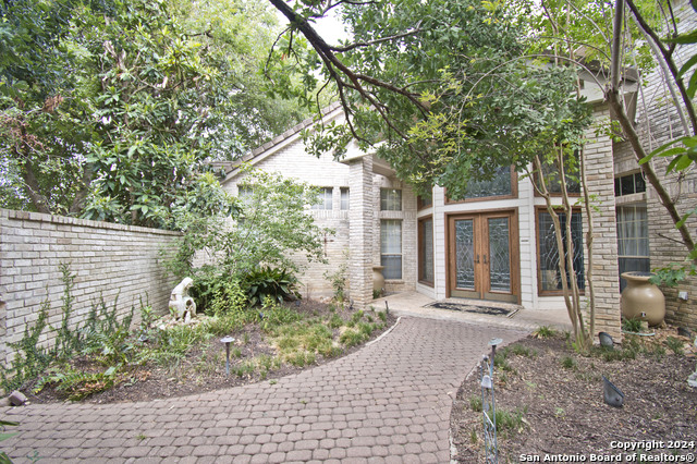 9 Scarborough Sq Property Photo 4