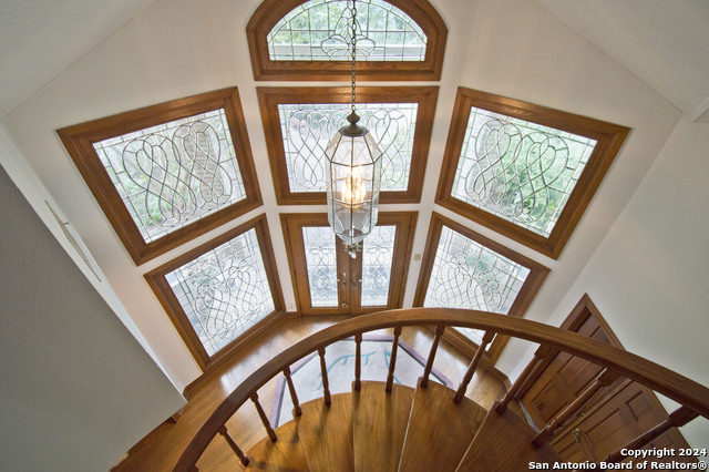 9 Scarborough Sq Property Photo 5