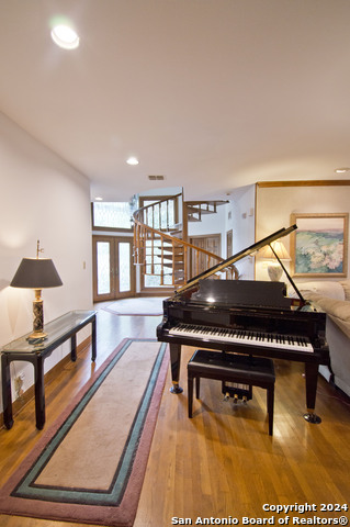 9 Scarborough Sq Property Photo 9