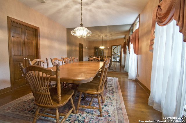 9 Scarborough Sq Property Photo 16