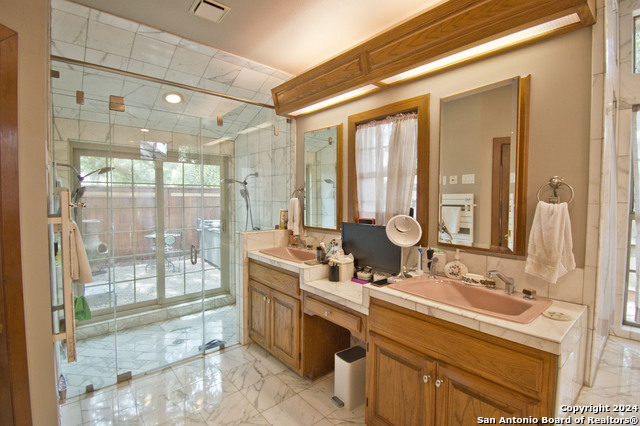 9 Scarborough Sq Property Photo 23