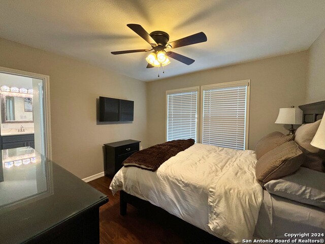 453 Westminster Ave Property Photo 6