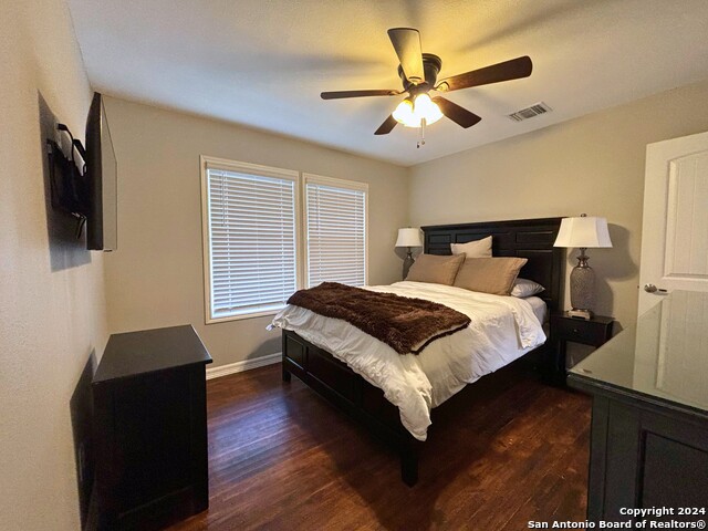 453 Westminster Ave Property Photo 8
