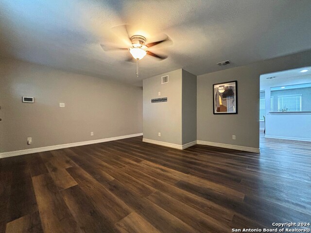 453 Westminster Ave Property Photo 15