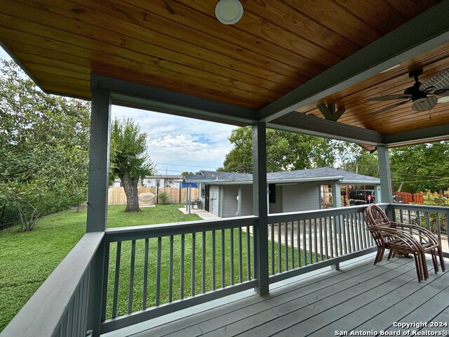 453 Westminster Ave Property Photo 18
