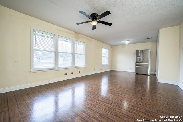 1620 Kampmann Blvd Property Photo 10