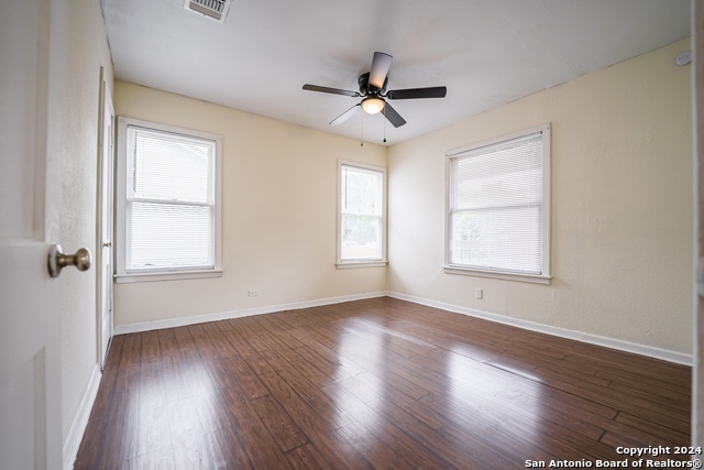 1620 Kampmann Blvd Property Photo 20