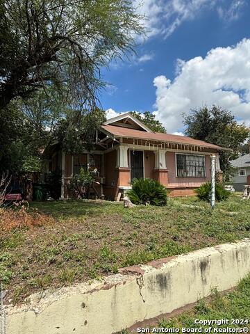 111 Harding Pl Property Photo 2