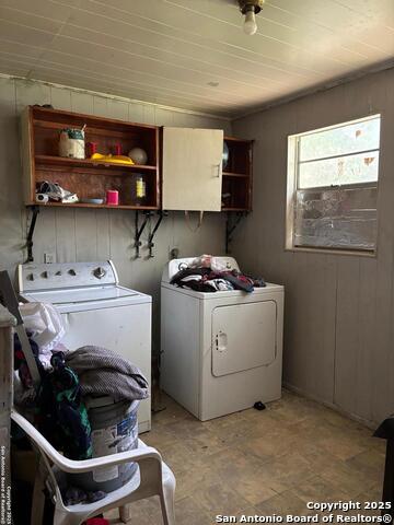 111 Harding Pl Property Photo 13