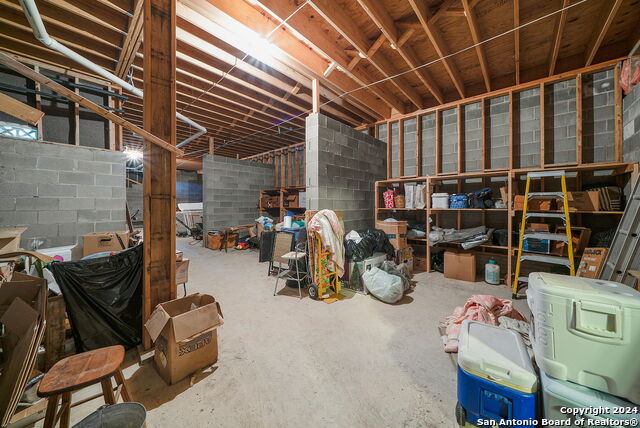 305 Lakewood Dr Property Photo 45