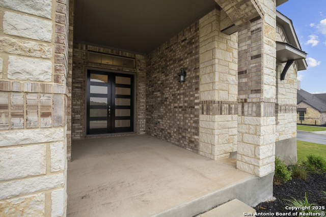 287 Poe Parkway Property Photo 4