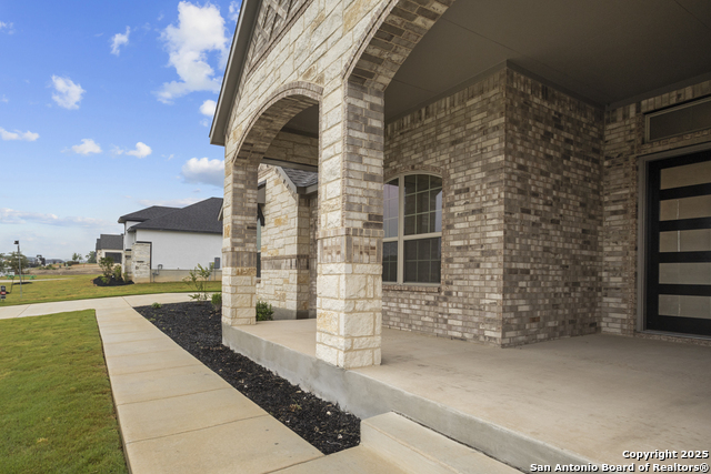 287 Poe Parkway Property Photo 5