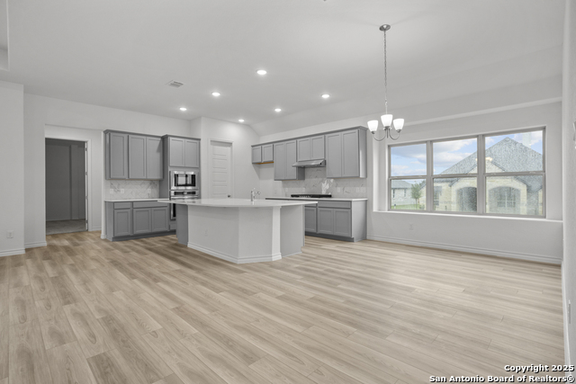 287 Poe Parkway Property Photo 9