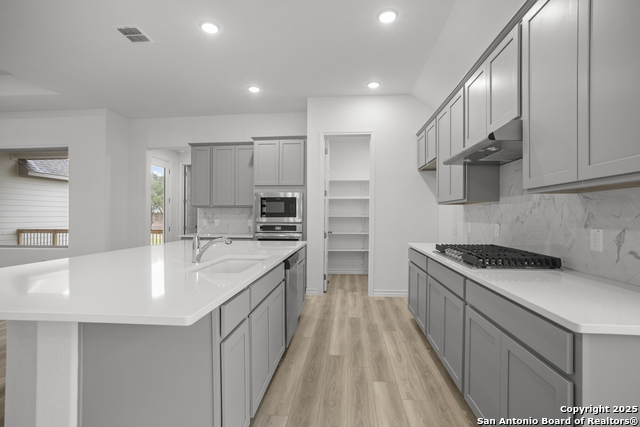 287 Poe Parkway Property Photo 13
