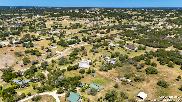 103 W Looker Dr Property Photo 42