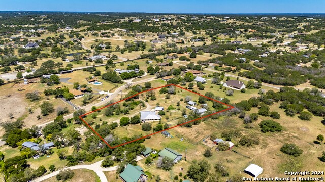 103 W Looker Dr Property Photo 46
