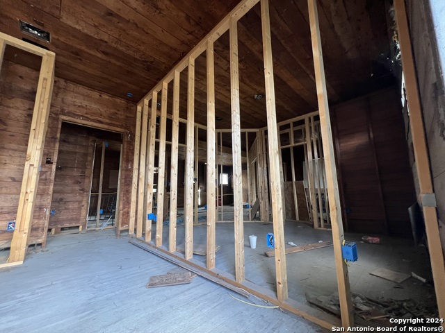 1322 Hays St Property Photo 7