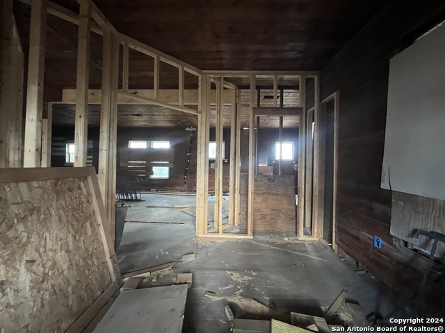 1322 Hays St Property Photo 9