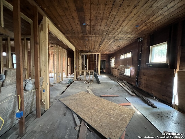 1322 Hays St Property Photo 11