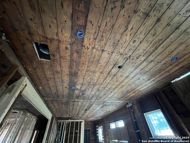 1322 Hays St Property Photo 12