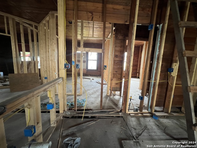 1322 Hays St Property Photo 14