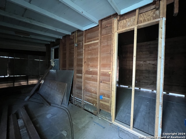 1322 Hays St Property Photo 16