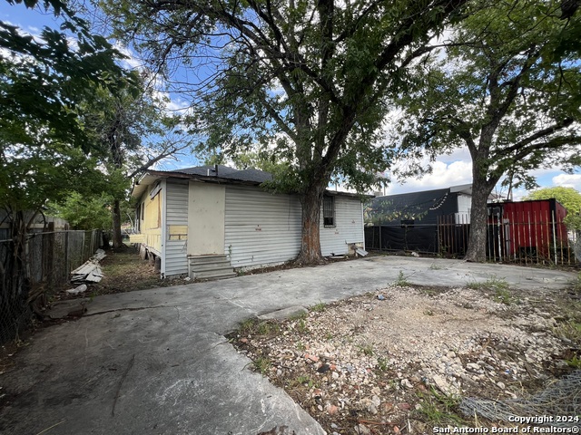 1322 Hays St Property Photo 21