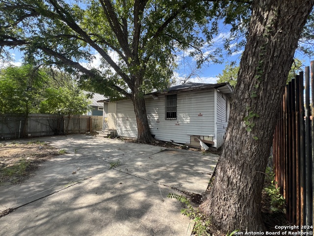 1322 Hays St Property Photo 22