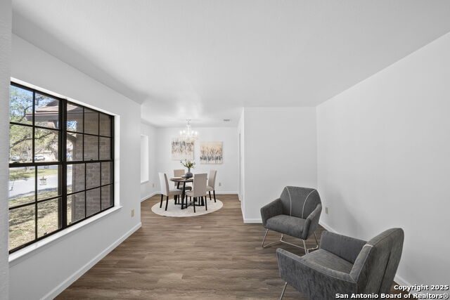 9306 Thornbury St Property Photo 14