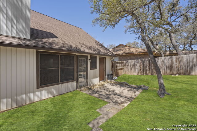 9306 Thornbury St Property Photo 25