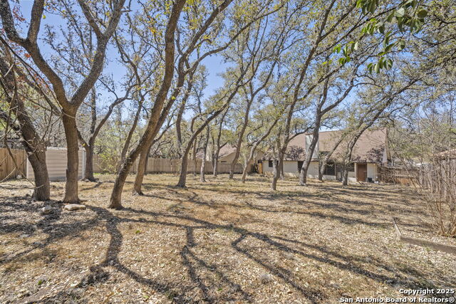 9306 Thornbury St Property Photo 27