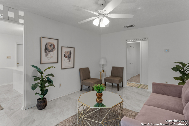6023 Paddock Dr Property Photo 2