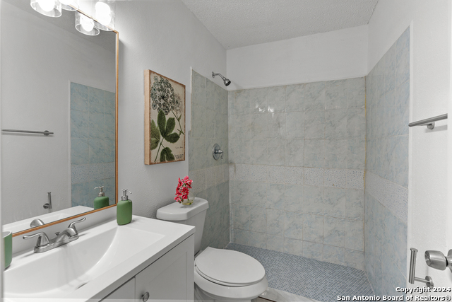 6023 Paddock Dr Property Photo 15