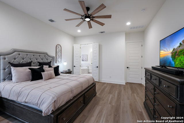 28415 Seppenfield Property Photo 13