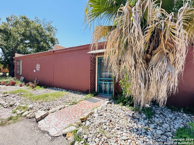 115 Avenida Juarez Property Photo 2