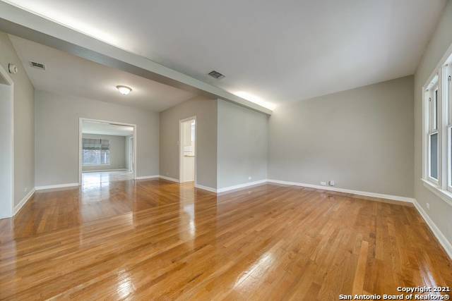606 W Huisache Ave Property Photo 2