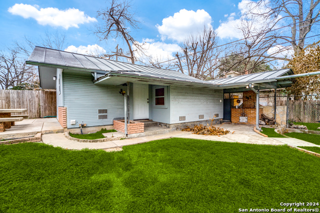 606 W Huisache Ave Property Photo 13